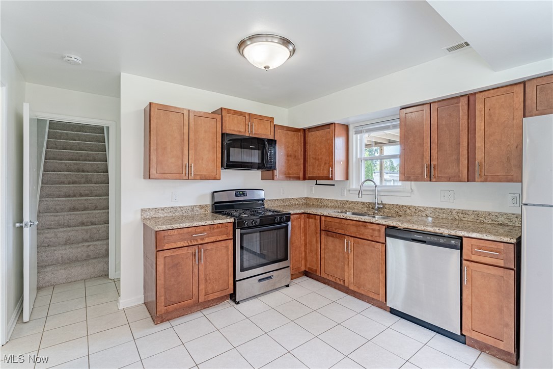 Fournier Bungalow - Residential