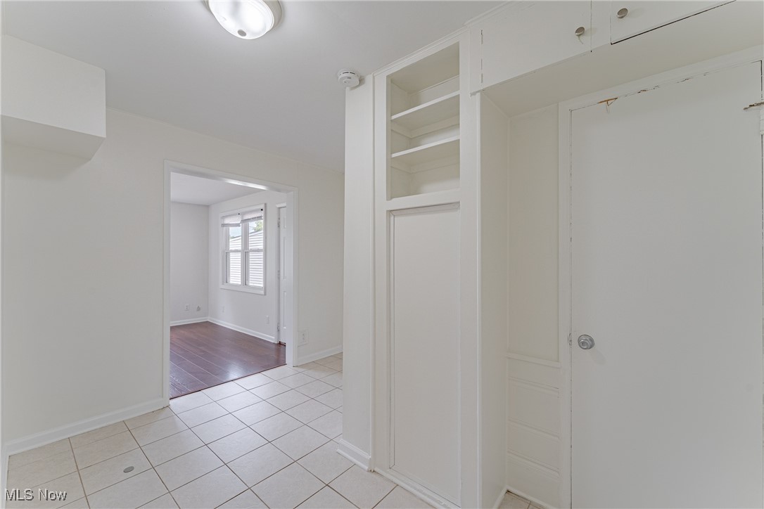 Fournier Bungalow - Residential