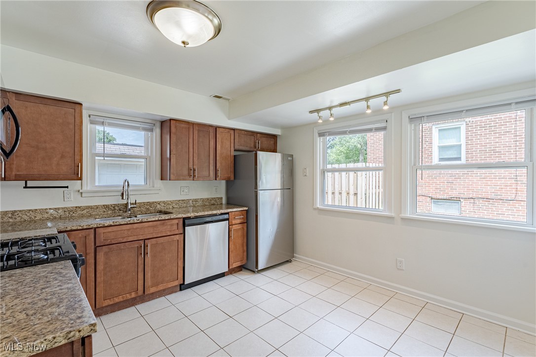 Fournier Bungalow - Residential