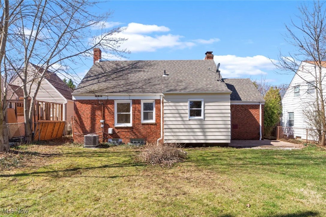 1865 E 225th Street, Euclid, Ohio image 24