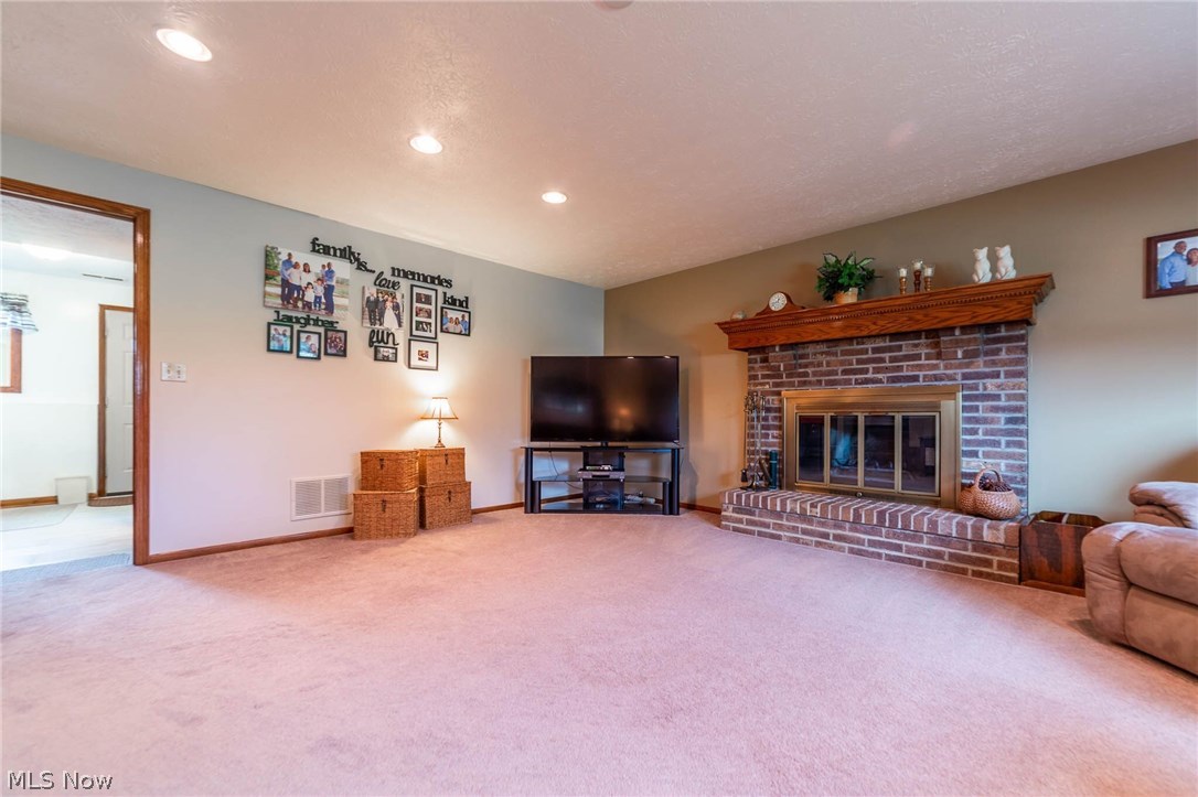 Falls Ph 02 - Residential