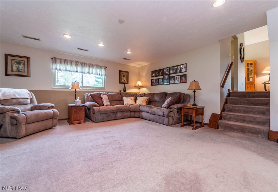 Falls Ph 02 - Residential