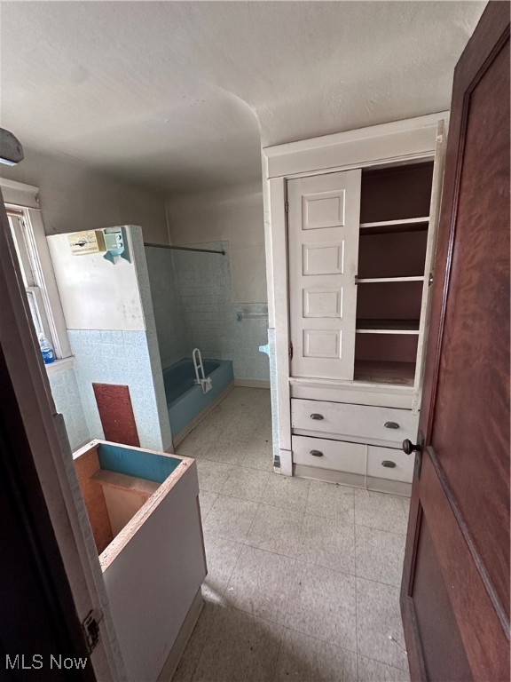 Ambler Realty Cos - Residential