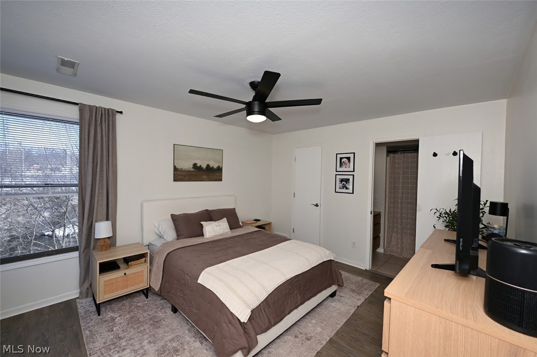 Snug Harbor Condo - Residential