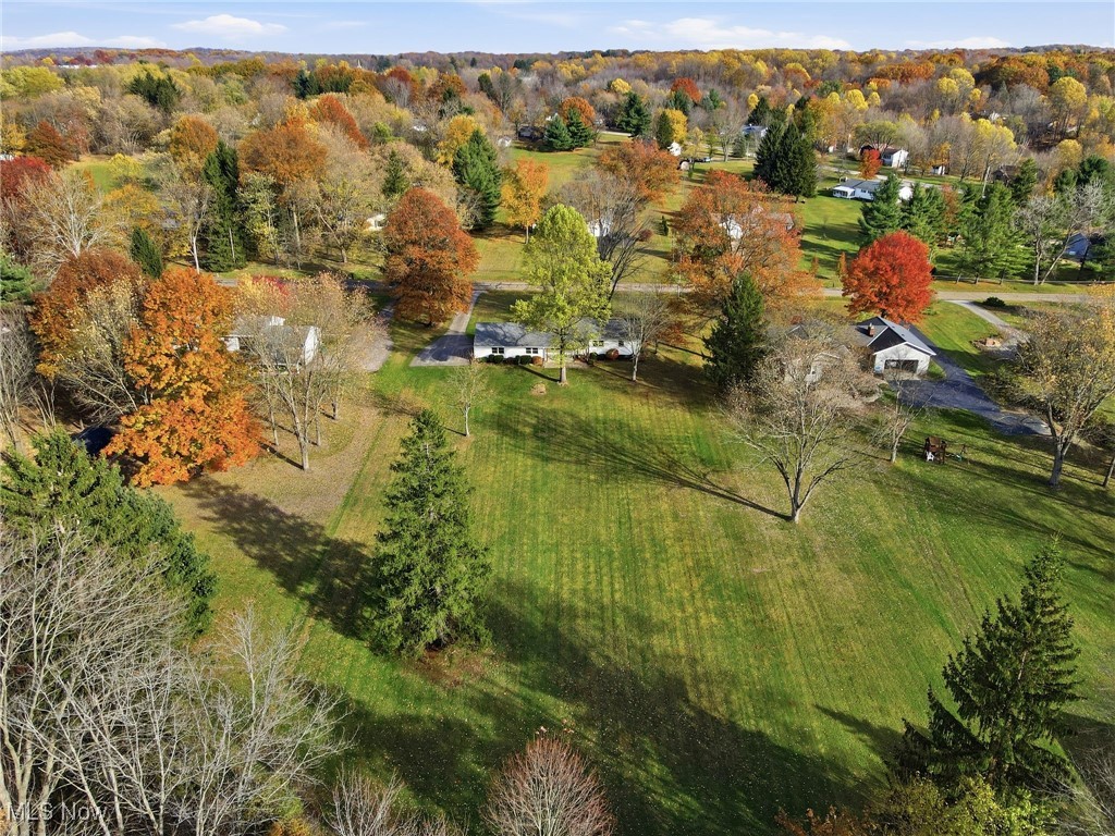 17844 Kenston Lake Drive