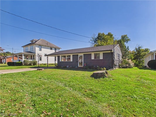 130 E 5TH ST, WILLIAMSTOWN, WV 26187 - Image 8a7d3ff8be60174ee814987a4e75a0ba/1244408649
