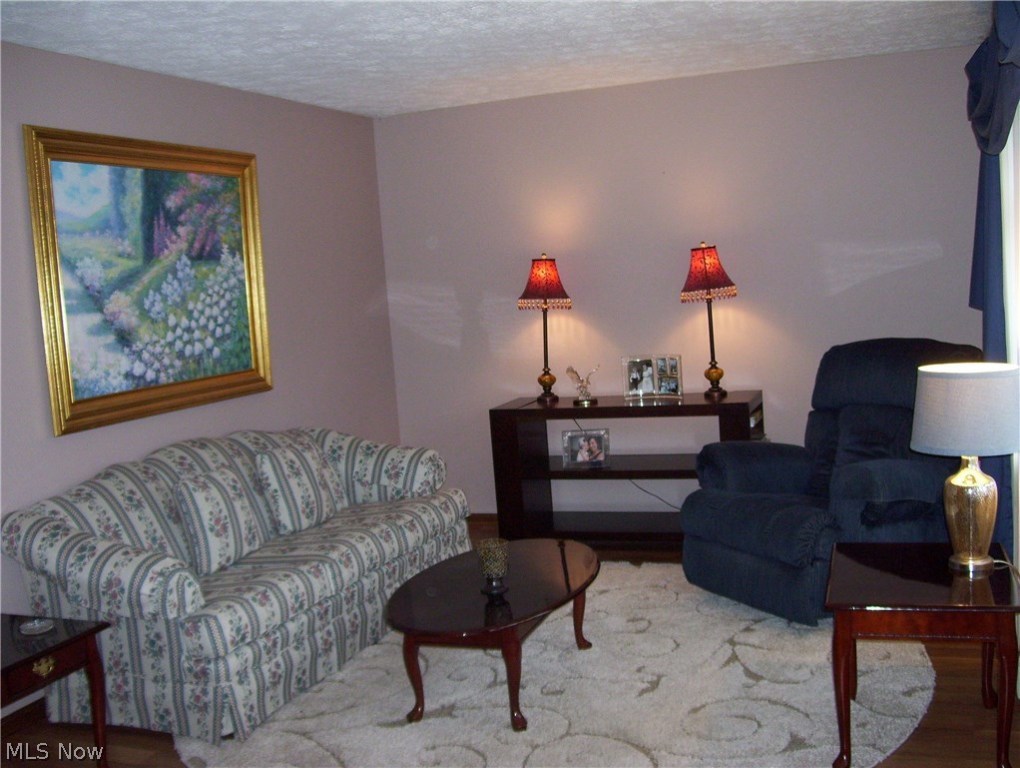 Heatherwood Knolls - Residential