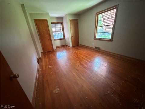 Tiny photo for 4808 Monticello Boulevard, Richmond Heights, OH 44143 (MLS # 5255425)