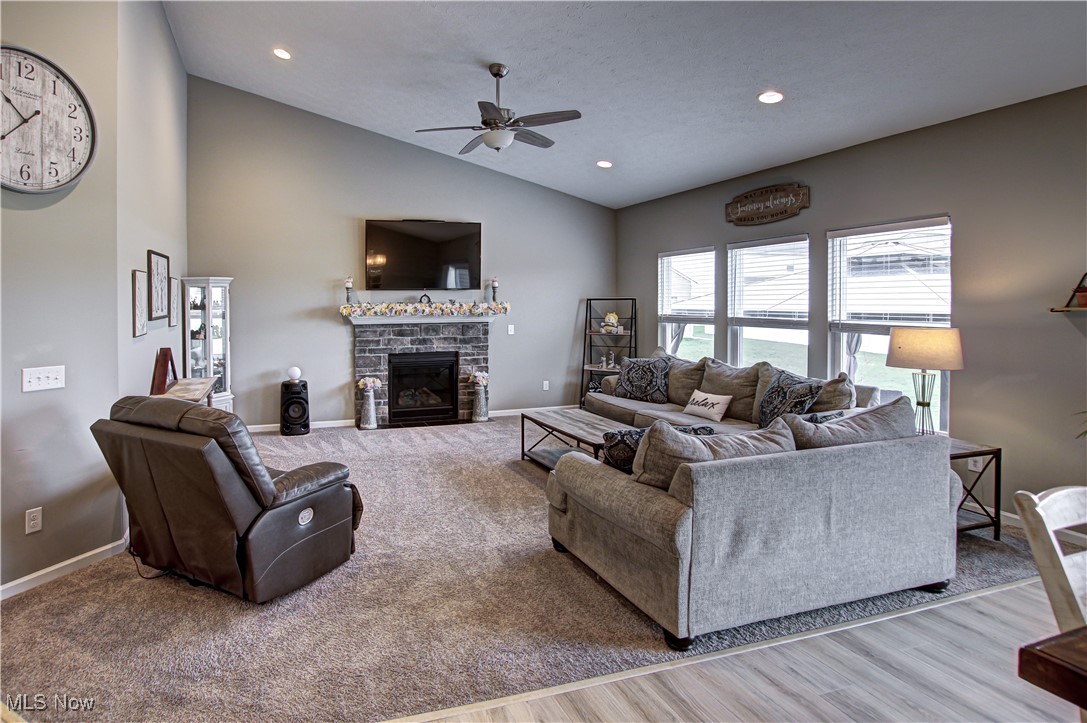8209 Glenmoor Lane, North Ridgeville, Ohio image 15