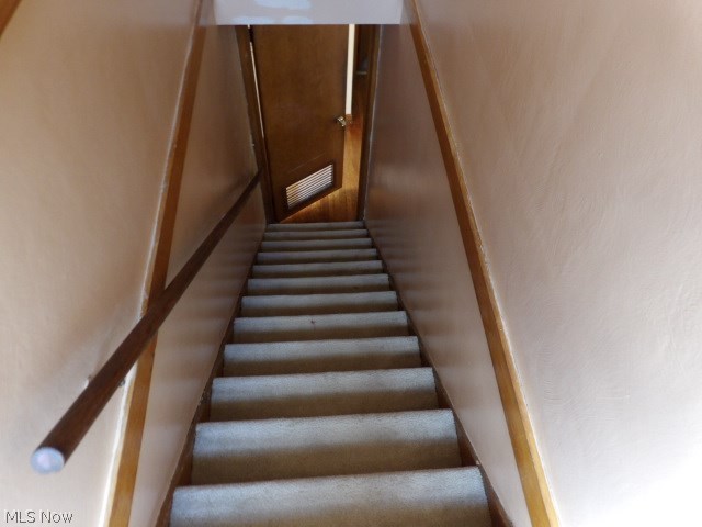 E C & A O Robinson - Residential Lease