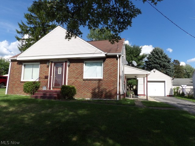 E C & A O Robinson - Residential Lease