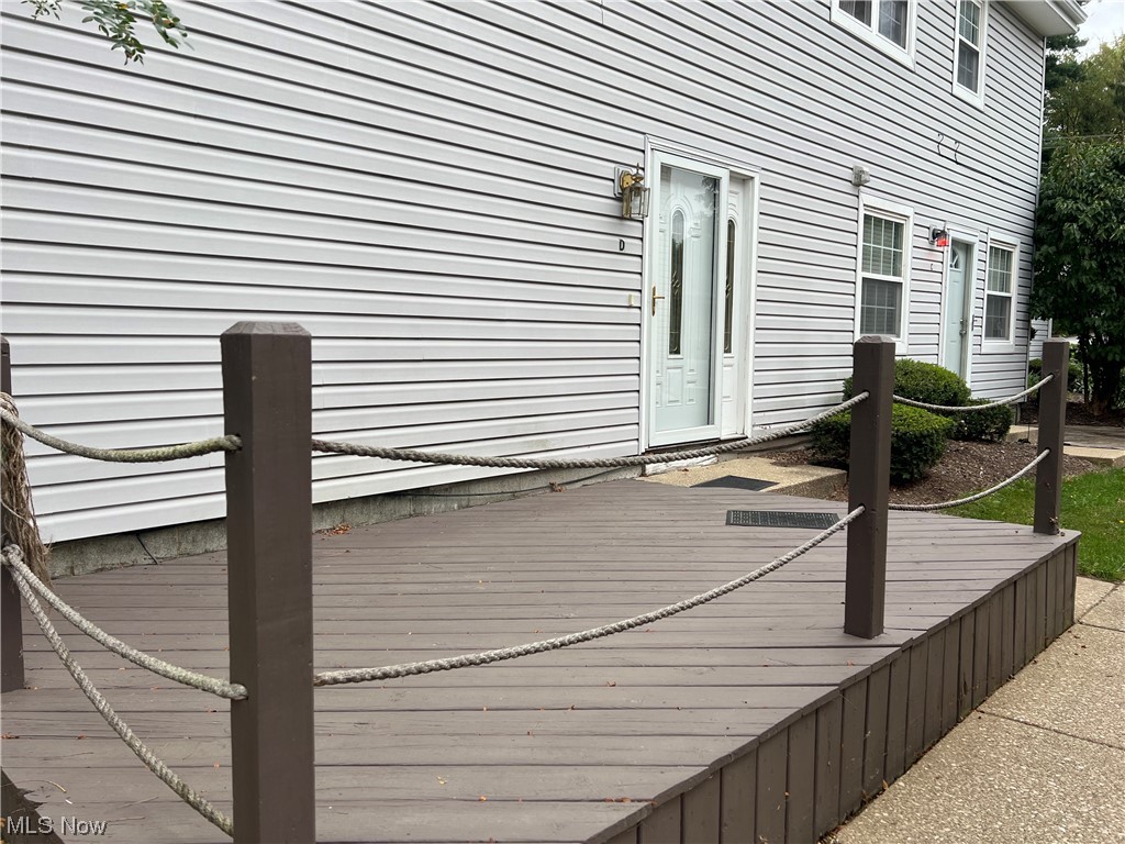 Country Club Apt Hms North Con - Residential