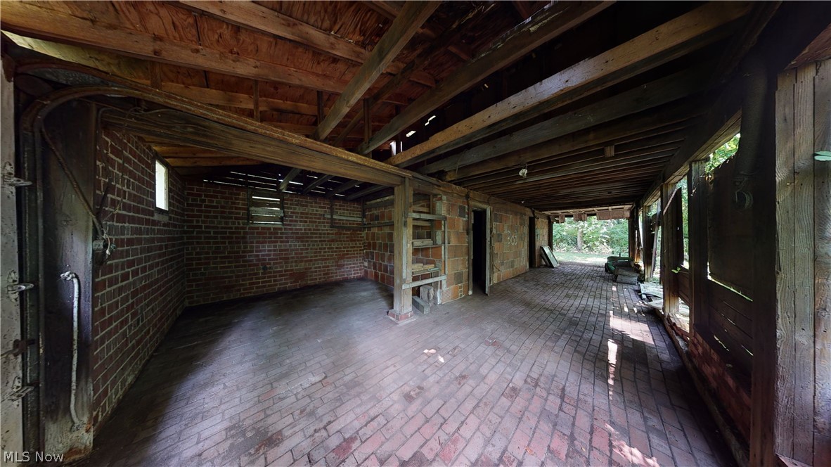 Village/Silver Lake - Residential