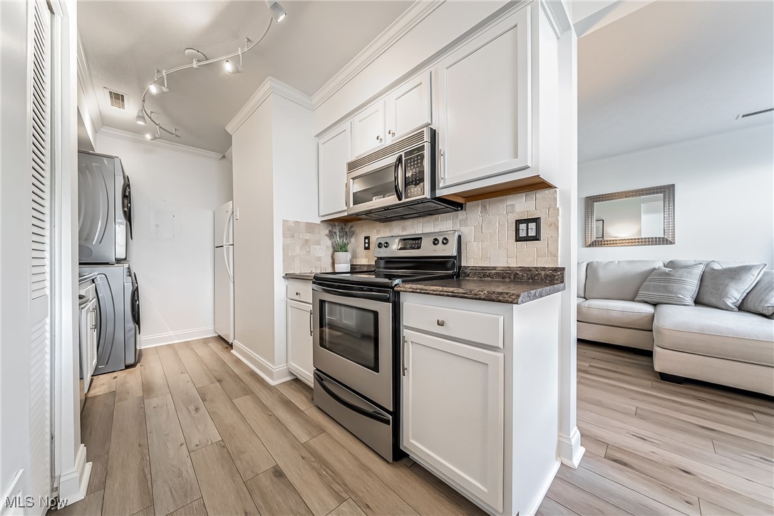 Country Club - Residential