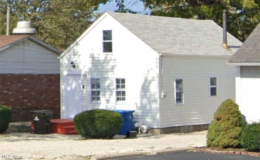 Commercial Retail Or Office Renovated Property Opportunity In Eastlake. 1/4 mile west of Captain's Stadium, across from Vineyards Shopping Center, American Freight Furniture, Harbor Freight Tools, GS Spirits State Liquor store and several other businesses. Firmly priced to sell.