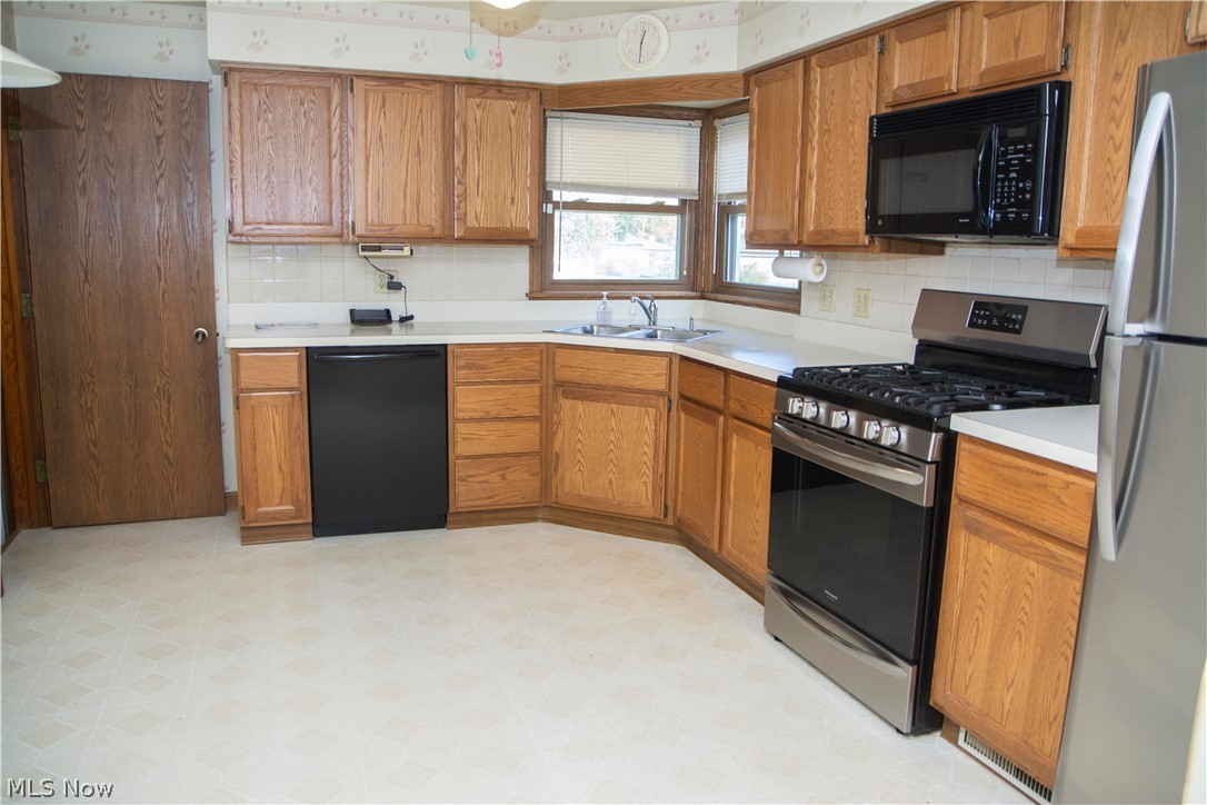 Colonial Heights - Residential