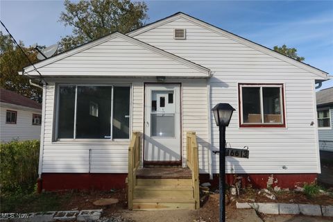 16613 Glenpark Avenue Cleveland OH 44128