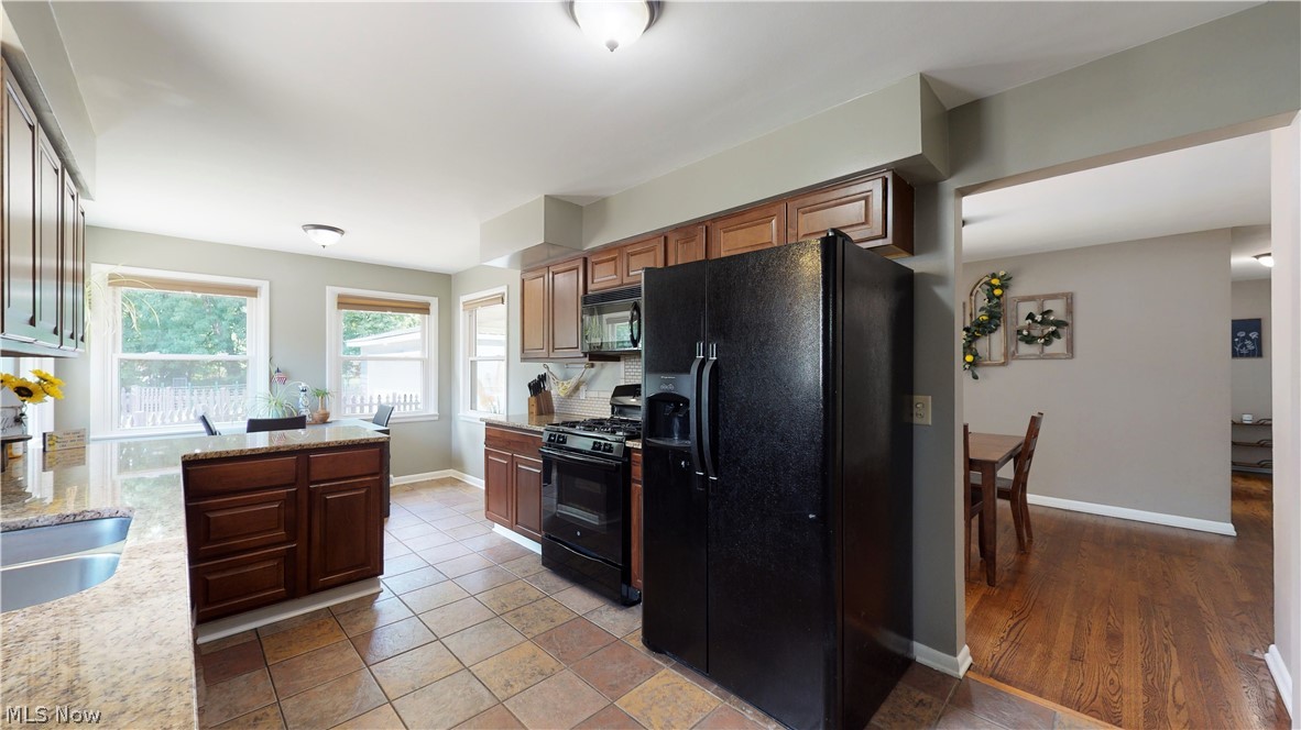 Silver Lake Highlands - Residential