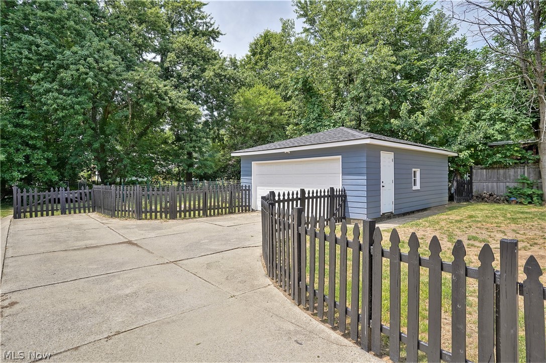 Silver Lake Highlands - Residential