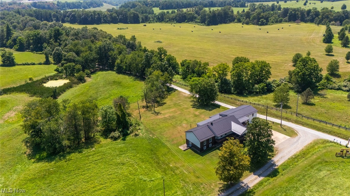 ABOUT 15-20 MINUTES FROM ST.CLAIRSVIILE & WHEELING - Residential