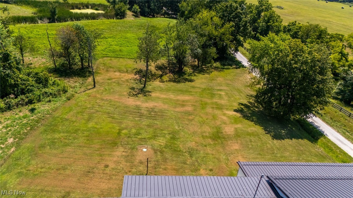 ABOUT 15-20 MINUTES FROM ST.CLAIRSVIILE & WHEELING - Residential