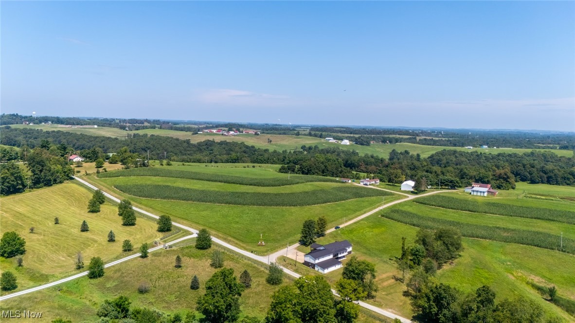 ABOUT 15-20 MINUTES FROM ST.CLAIRSVIILE & WHEELING - Residential