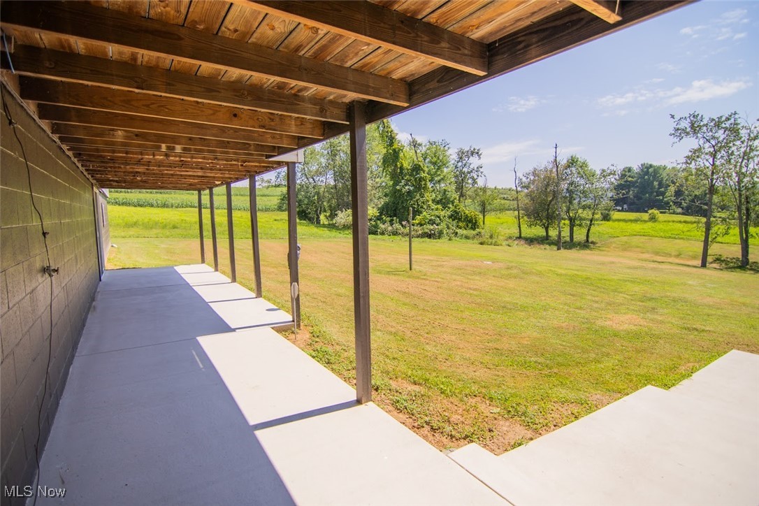 ABOUT 15-20 MINUTES FROM ST.CLAIRSVIILE & WHEELING - Residential