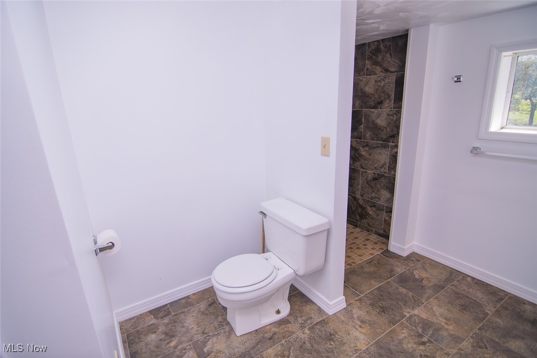 ABOUT 15-20 MINUTES FROM ST.CLAIRSVIILE & WHEELING - Residential