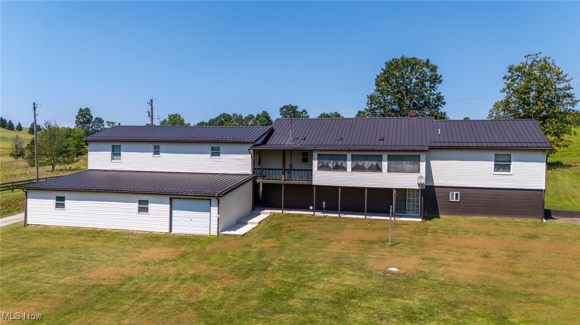 ABOUT 15-20 MINUTES FROM ST.CLAIRSVIILE & WHEELING - Residential