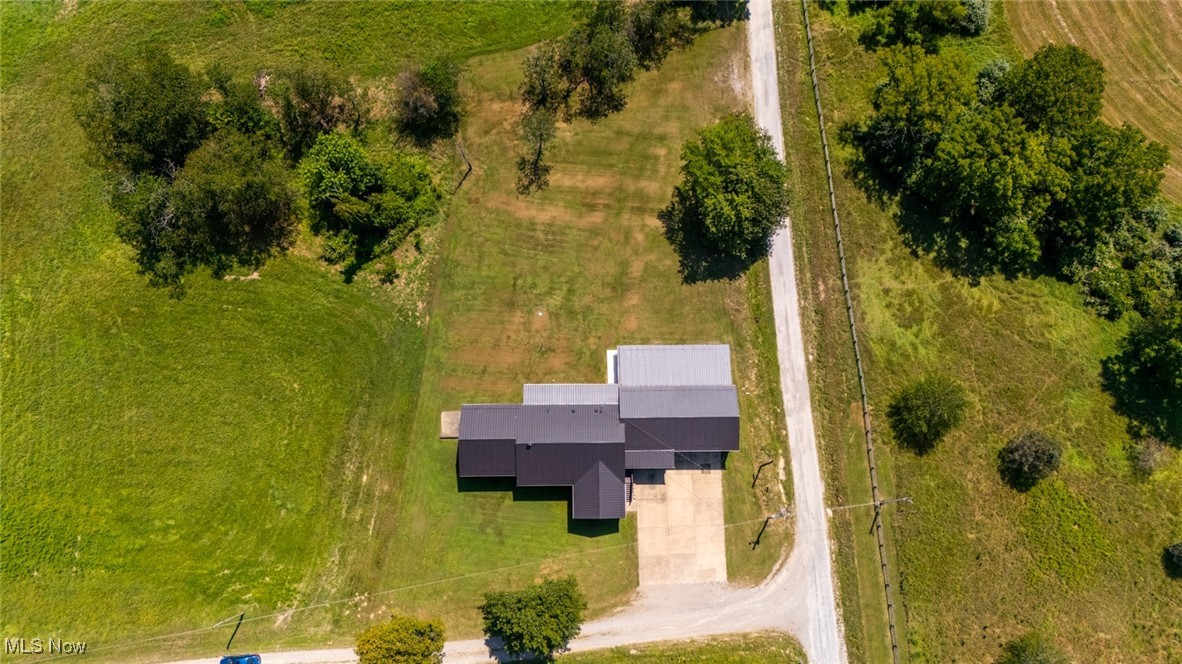 ABOUT 15-20 MINUTES FROM ST.CLAIRSVIILE & WHEELING - Residential