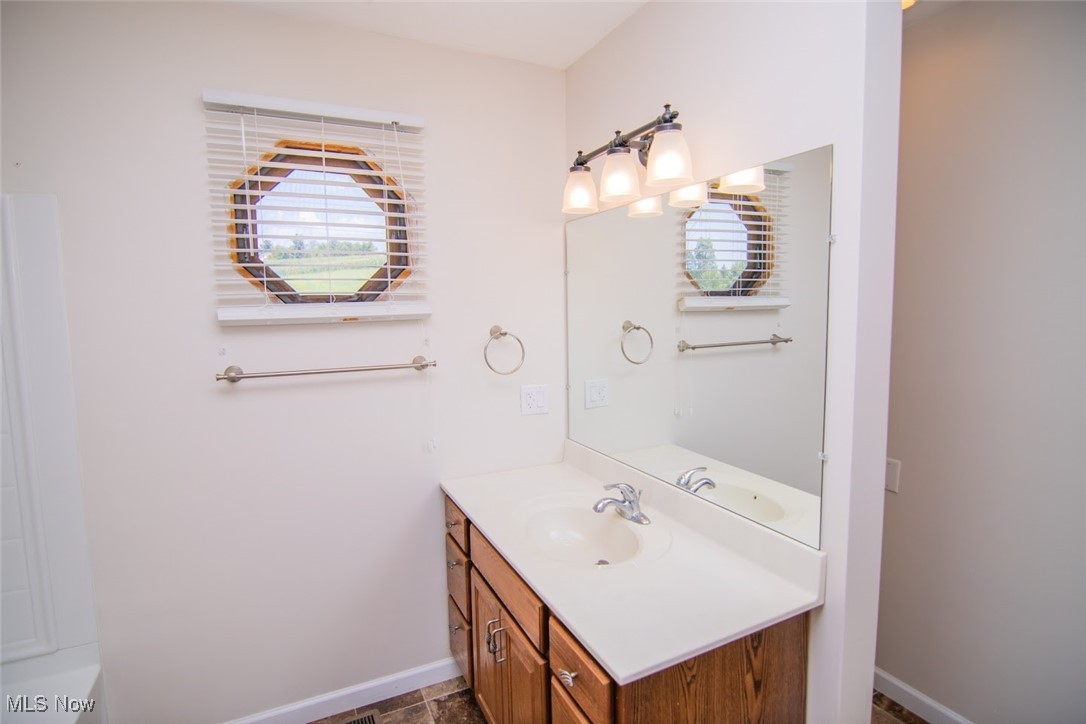 ABOUT 15-20 MINUTES FROM ST.CLAIRSVIILE & WHEELING - Residential