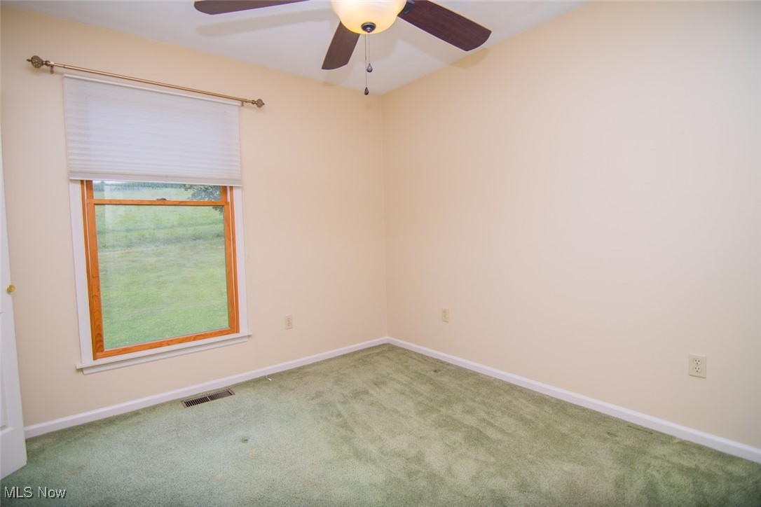 ABOUT 15-20 MINUTES FROM ST.CLAIRSVIILE & WHEELING - Residential