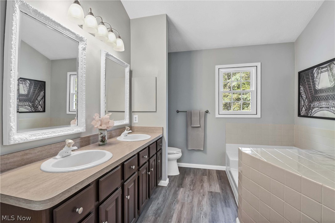 Lakes Aurora - Residential