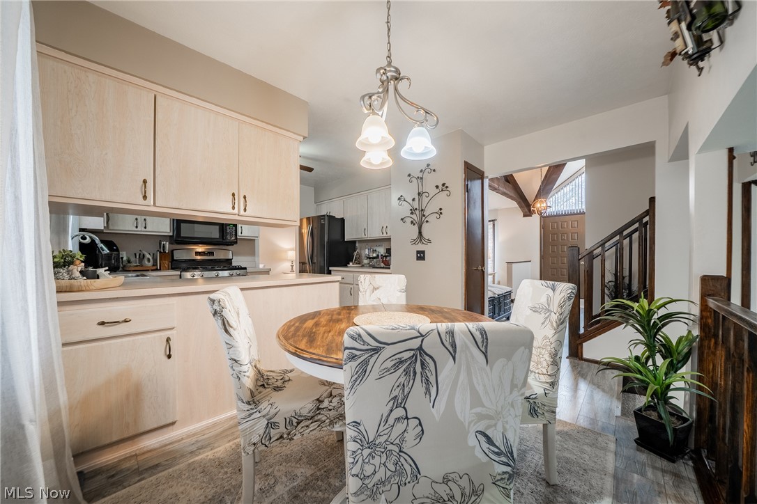 Old Mill Village 01 - Residential