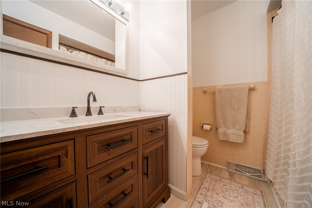 Old Mill Village 01 - Residential