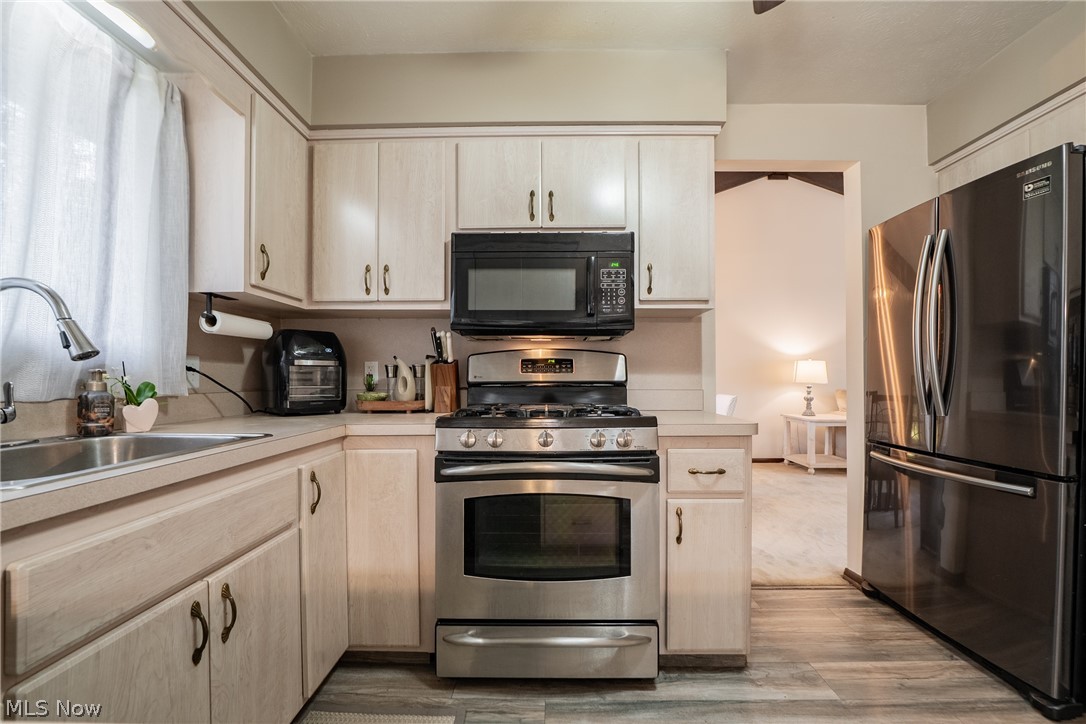 Old Mill Village 01 - Residential