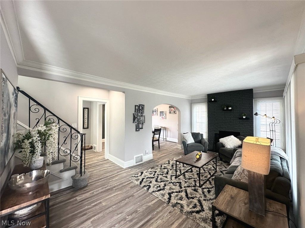 Photo of 3409 Cedarbrook Road, Cleveland Heights, OH 44118 (MLS # 5191720)