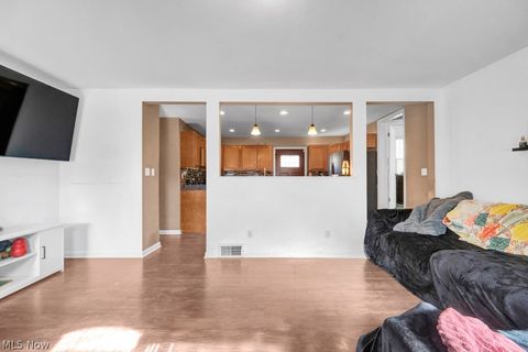 Tiny photo for 2719 Mohican Boulevard, Lakemore, OH 44312 (MLS # 5190146)