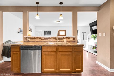 Tiny photo for 2719 Mohican Boulevard, Lakemore, OH 44312 (MLS # 5190146)