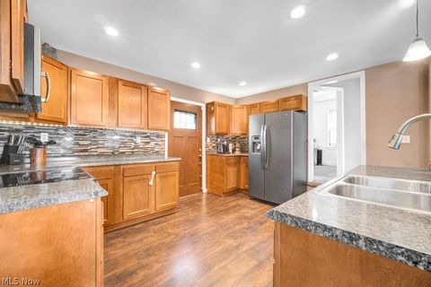 Tiny photo for 2719 Mohican Boulevard, Lakemore, OH 44312 (MLS # 5190146)