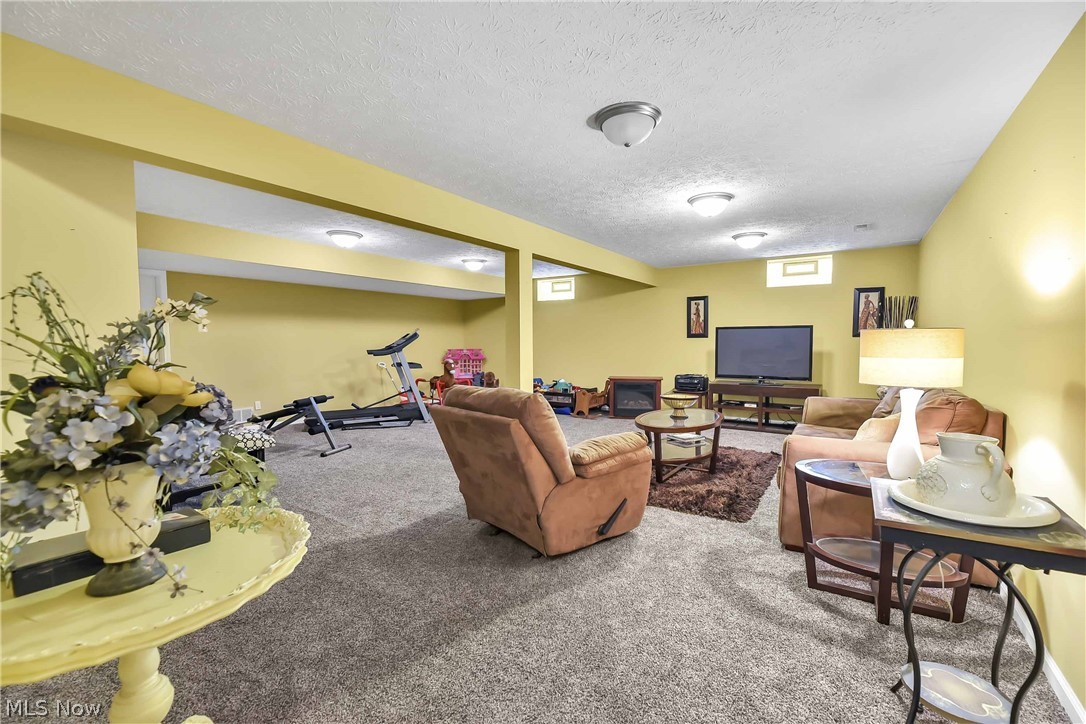 Village Lake Estates Sub - Residential