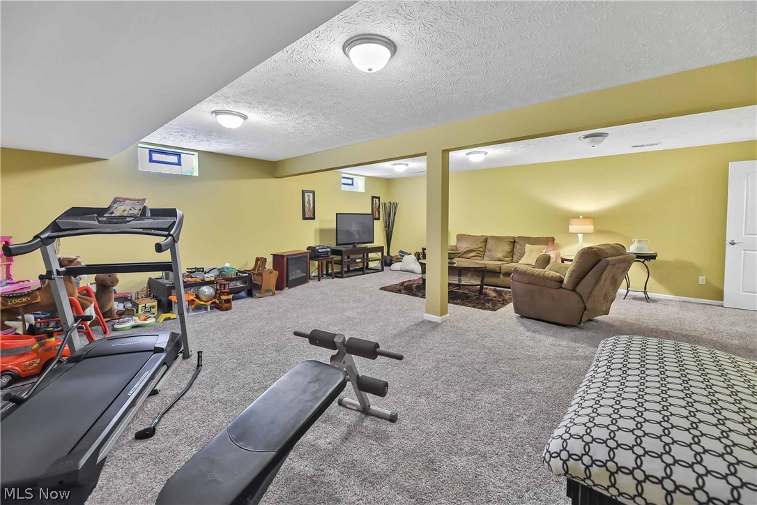 Village Lake Estates Sub - Residential