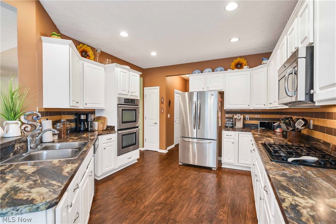 Village Lake Estates Sub - Residential