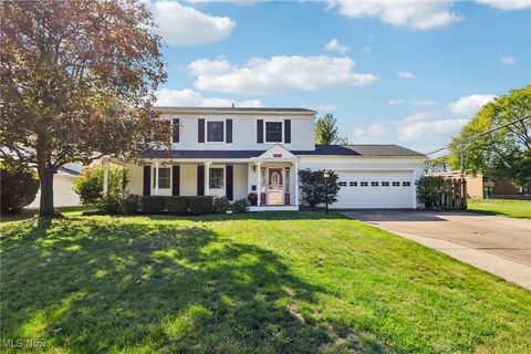 26821 Sweetbriar Drive, North Olmsted, OH 44070 - #: 5115464
