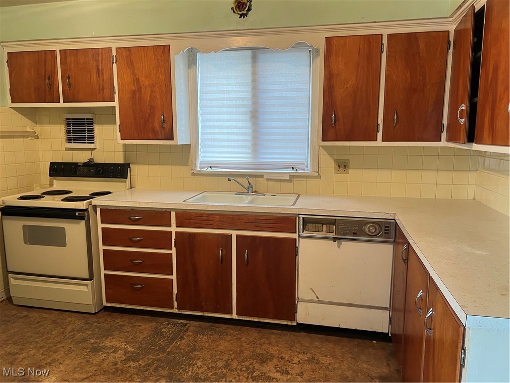 614 Third Avenue, Fremont, Ohio image 11