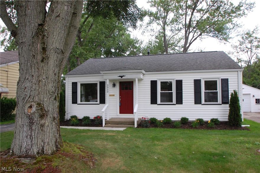 Totally updated 3 bedroom ranch home. Features living room with refinished hardwood floor, eat in kitchen with oak cabinets and all stainless appliances, new ceramic tile floor, family room with new pergo wood floor. The master bedroom has new carpet and also has a full updated bath connected to it. There are two additional bedrooms with refinished floors and a 1st floor laundry with washer and dryer plus a full remodeled bath. This home has all new paint, carpet, light fixtures and ceiling fans through out plus newer vinyl windows, newer roof shingles and glass block windows in basement. This home is in perfect condition.