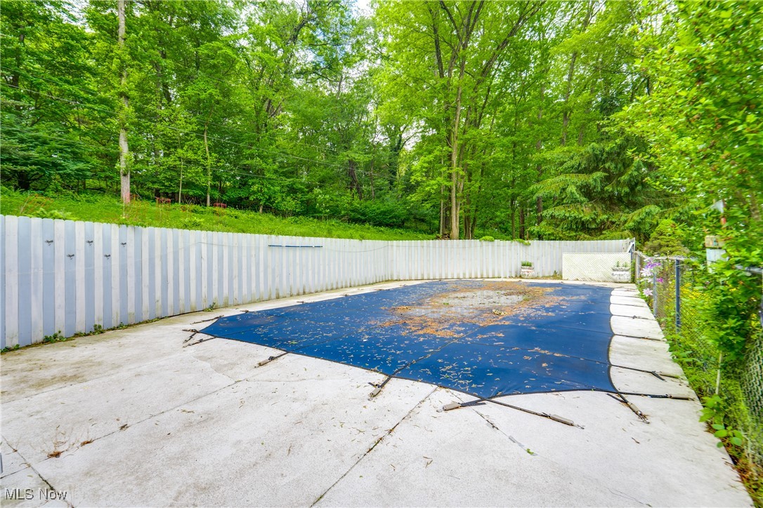 514 Michael Lane, Zoar, Ohio image 38