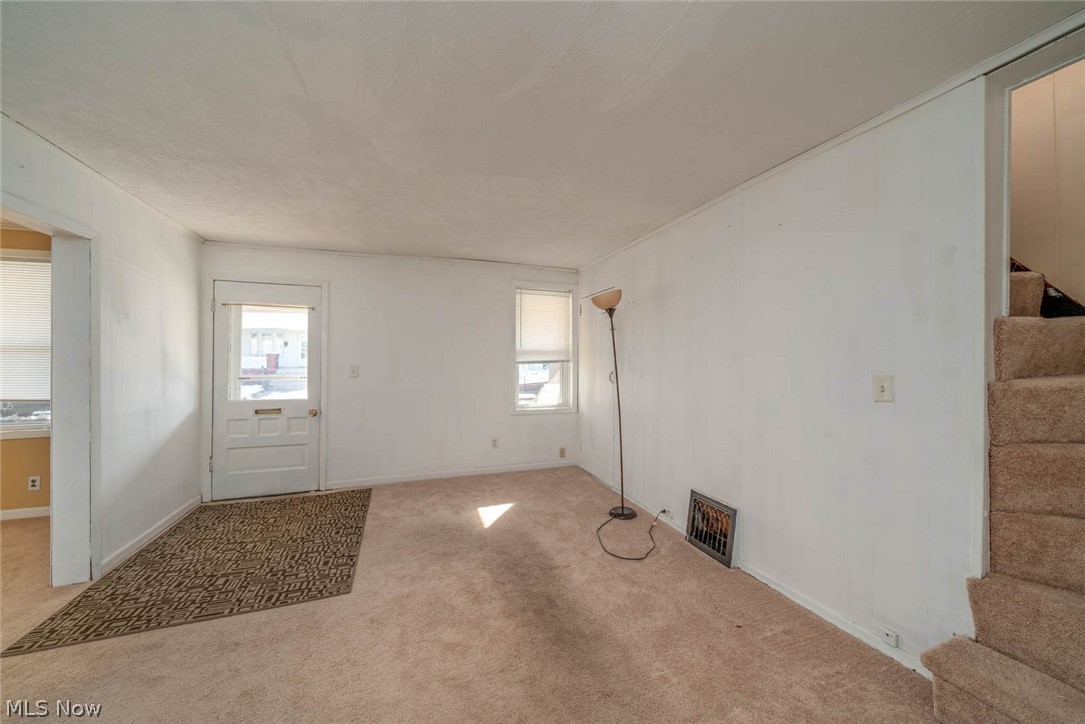 Village/Minerva - Residential