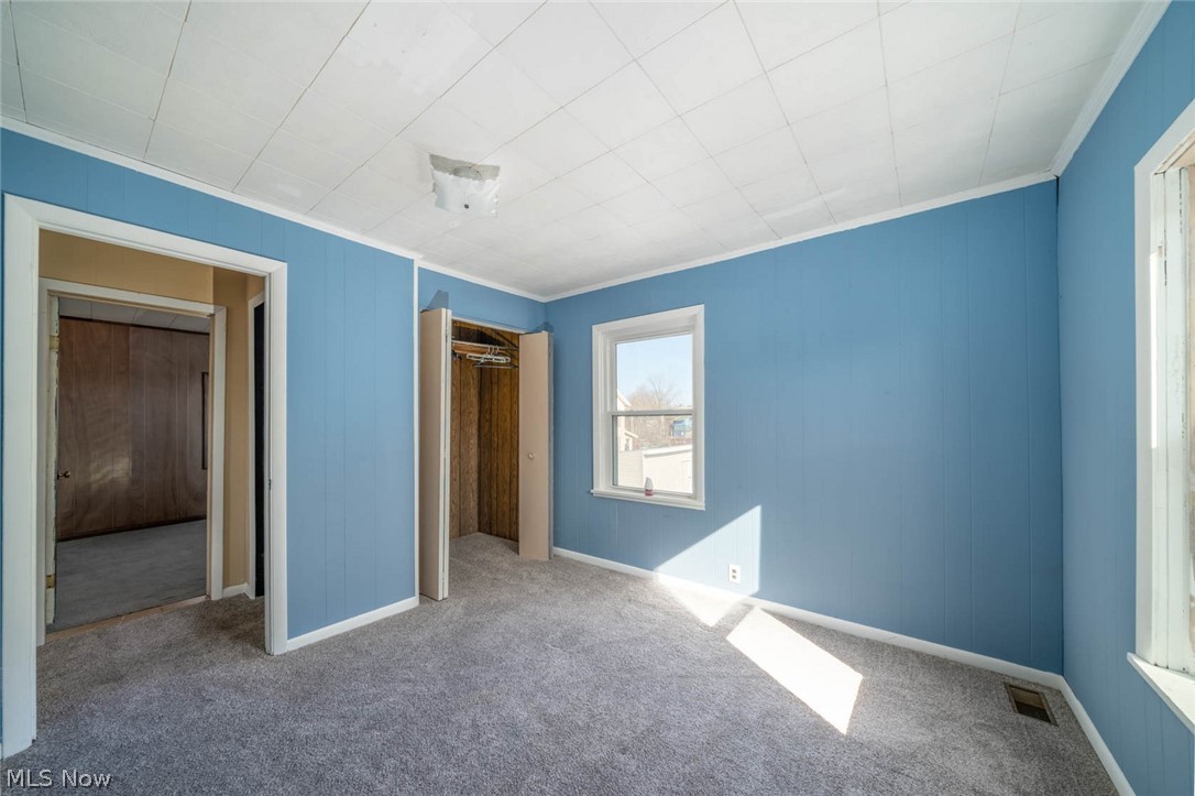 Village/Minerva - Residential