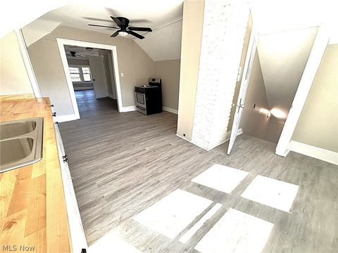 Tiny photo for 14172 Superior Road, Cleveland Heights, OH 44118 (MLS # 5210312)